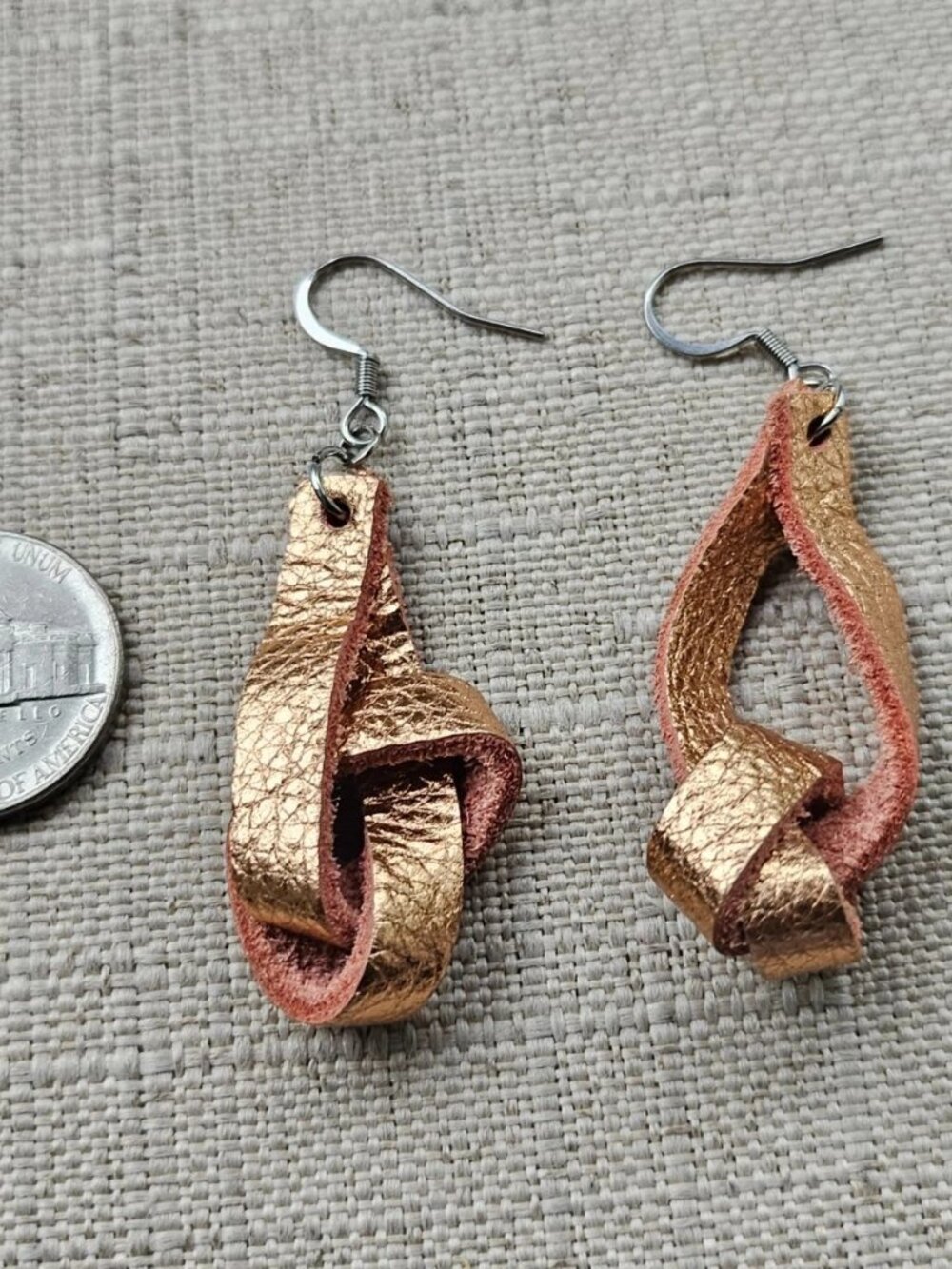 Vintage Rose Gold Leather Earrings Drop Down Fashion Ear Jewelry Earrings Hook - Picture 11 of 11